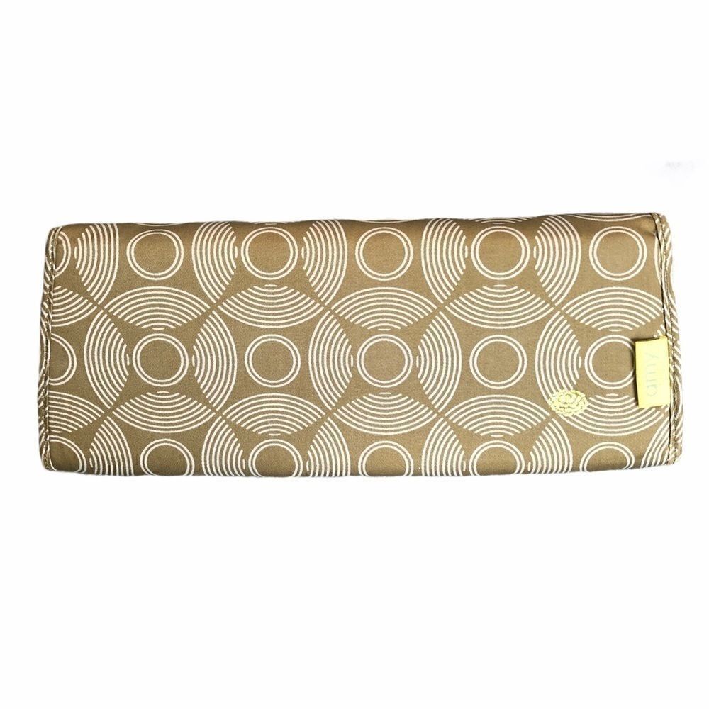Amy Butler Clutch Bag - Picture 2 of 7